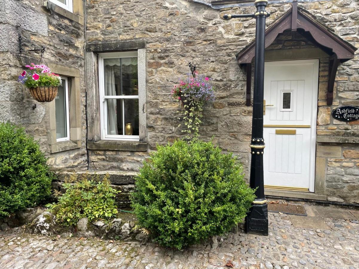 מלון גראסינגטון Ashfield House מראה חיצוני תמונה The smallest house in England